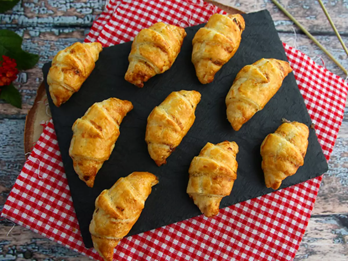 Rezept Blätterteigcroissants mit schinken und frischkäse