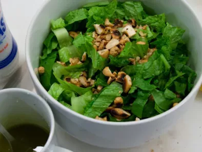 Rezept Salat mit gerösteten cashew kernen und zitronendressing