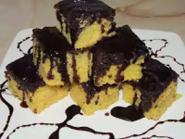 Rezept Easy cocoa and chocolate frosting cake