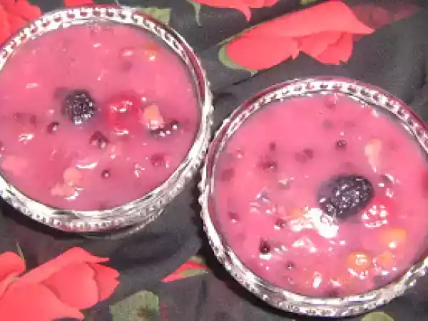 Rezept Pelte - refreshinf fruit dessert