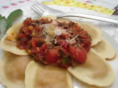 Rezept Mozzarella ravioli gefüllt mit getrockneten tomaten