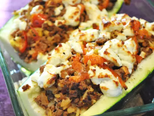 Rezept Überbackene zucchini mit kritharaki-nudeln & hackfleisch