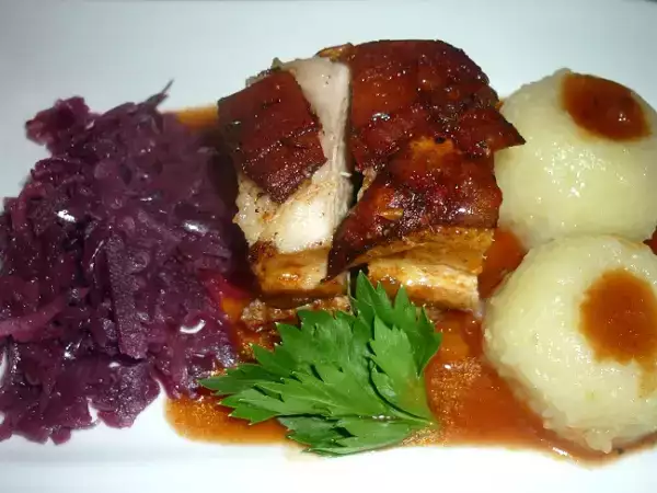 Rezept Knuspriger schweinebauch in biersauce