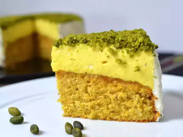 Rezept Karottentorte mit sesam, orangen und safrancreme