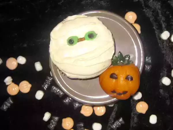 Rezept Halloween pumpkin mummy cupcakes | kürbis-cupcakes