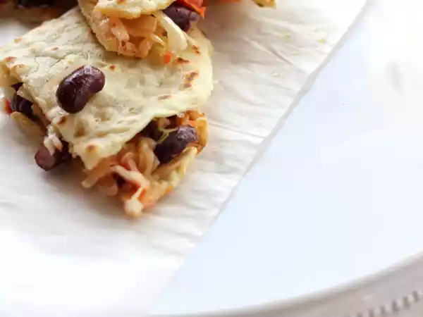 Rezept Quesadillas mit weißkohl und grundrezept weizentortillas selbstgemacht