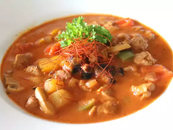 Rezept Feurige gulaschsuppe