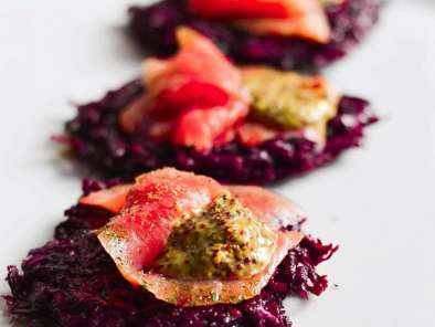 Rezept Rote bete puffer mit graved lachs