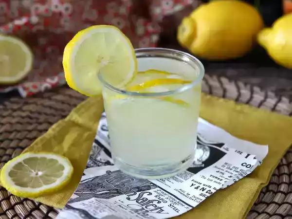 Rezept Mit limoncello beträufeln, der perfekte cocktail für diesen sommer!