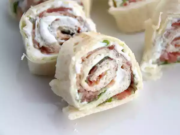Rezept Vorspeisen-wraps mit rohschinken und rucola