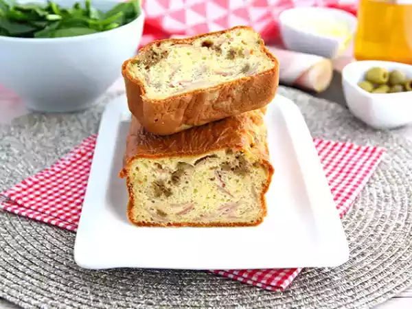 Rezept Käse-schinken-kuchen mit grünen oliven