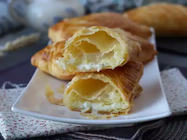 Rezept Blätterteigpastete mit käse: ein supereinfaches rezept für eine leckere mahlzeit