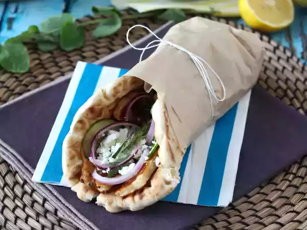 Rezept Gyros mit halloumi, das griechische sandwich in einer vegetarischen version!