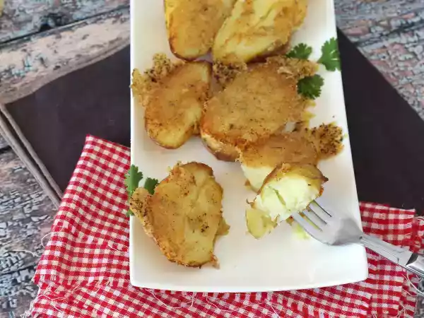 Rezept Parmesankartoffeln, innen weich und außen knusprig!