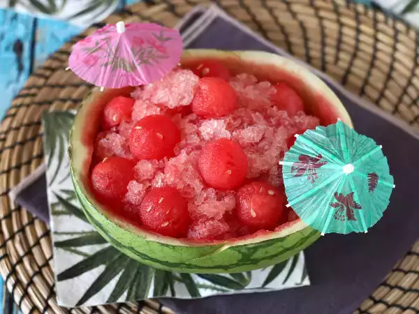 Rezept Wassermelonen-frosé: der super erfrischende granita-cocktail mit rosé!