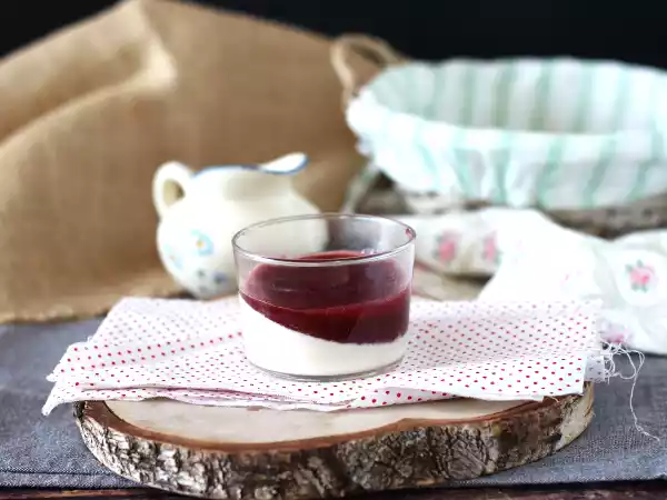 Rezept Panna cotta mit beerencoulis