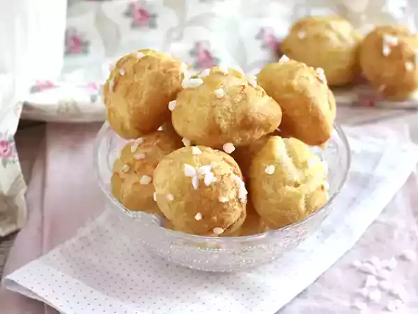 Rezept Chouquettes, brandteig mit perlzucker
