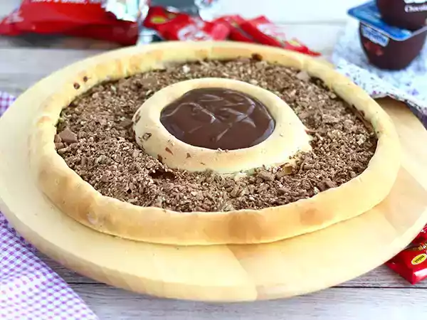 Rezept Pizza mit kit kat und joghurt danette mit schokolade