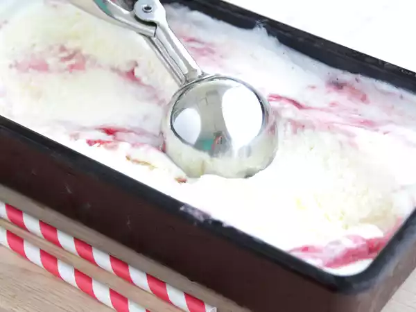 Rezept Himbeer-joghurt-eis