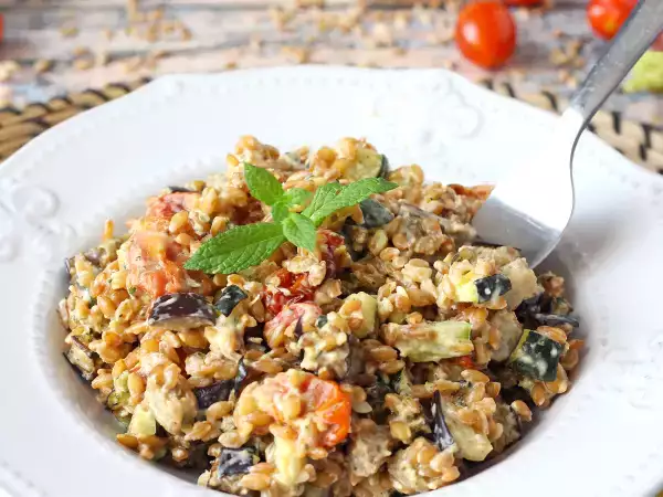 Rezept Cremiger dinkelsalat mit zucchini, auberginen und kirschtomaten