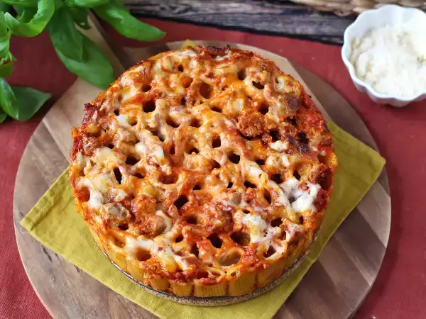 Rezept Rigatoni-auflauf aus dem ofen mit wurst, bechamelsauce und mozzarella