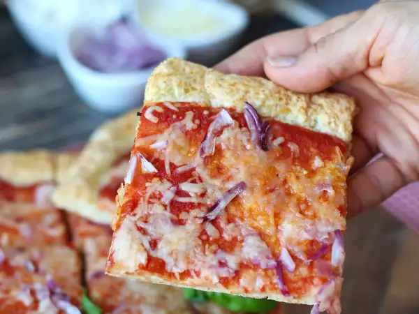 Rezept Pizza mit hüttenkäse