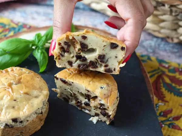 Rezept Herzhafte törtchen mit oliven und frischkäse aus dem airfryer