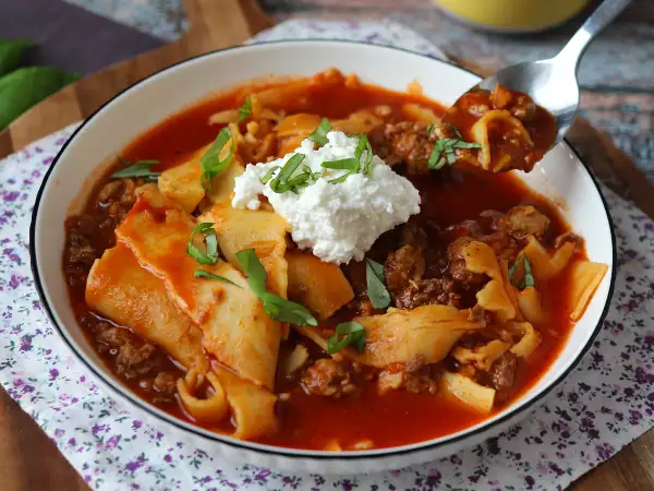 Rezept Lasagne-suppe mit hackfleisch : einfaches one-pot-rezept