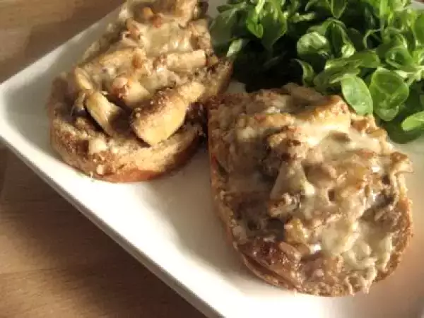 Rezept Gratinierte champignon-toasts