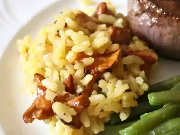 Rezept Risotto con finferli e zafferano