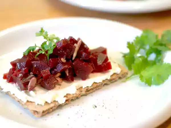 Rezept Frühstück im louis hotel - und - rote bete salat, mein neues snack-highlight
