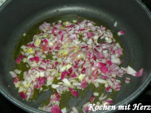 Penne mit Radicchio und Gorgonzola - Zubereitung Schritt 1