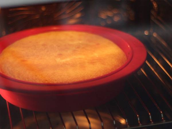 Kinderleichter Joghurtkuchen - Zubereitung Schritt 4