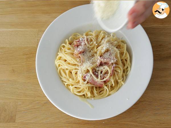 Spaghetti Carbonara, das wahre Rezept! - Zubereitung Schritt 5