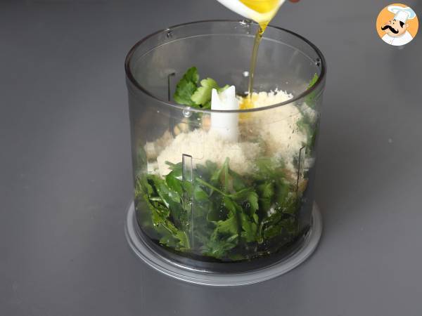 Erdnuss-Petersilien-Pesto - Zubereitung Schritt 2
