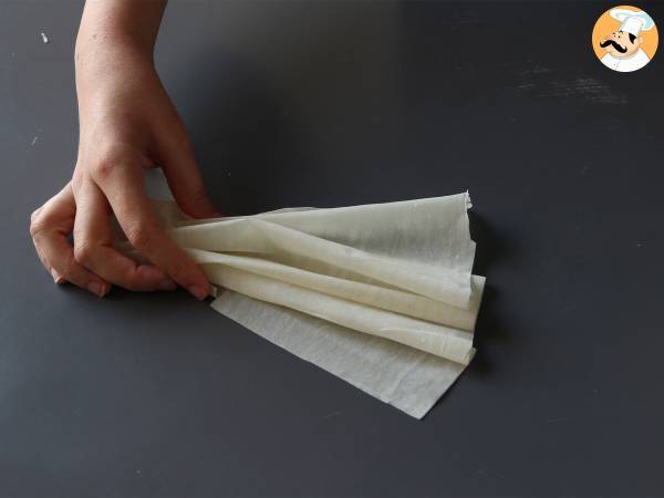 Knisterkuchen, der super knusprige und einfach zuzubereitende Kuchen – Easy Turkish Laz Borek - Zubereitung Schritt 1