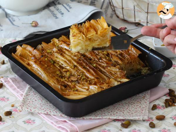 Knisterkuchen, der super knusprige und einfach zuzubereitende Kuchen – Easy Turkish Laz Borek - Zubereitung Schritt 9