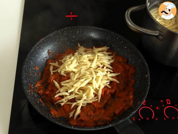 Pasta alla boscaiola, die ideale Vorspeise für Herbst und Winter - Zubereitung Schritt 6