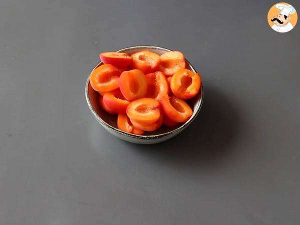 Aprikosen-Crumble, das super wohlig schmelzende und knusprige Dessert - Zubereitung Schritt 1