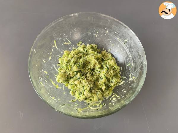 Zucchini-Kroketten im Ofen, damit die ganze Familie Gemüse lieben lernt! - Zubereitung Schritt 4