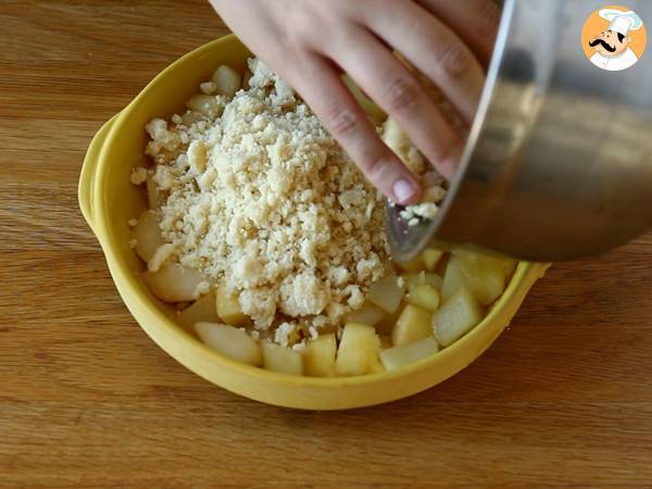 Extra knuspriger und zartschmelzender Apfel-Birnen-Crumble - Zubereitung Schritt 3