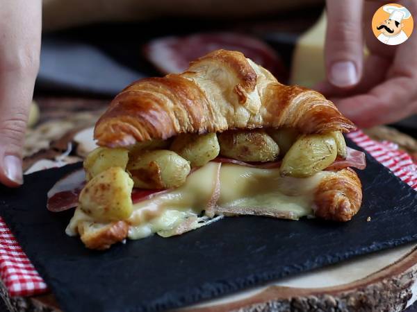 Raclette-Croissant-Sandwich für einen gelungenen Gourmet-Brunch! - Zubereitung Schritt 5