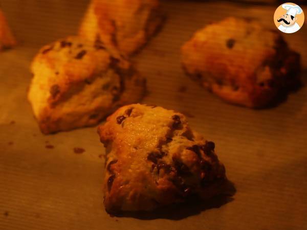 Einfache und sehr weiche Schokoladen-Scones - Zubereitung Schritt 7