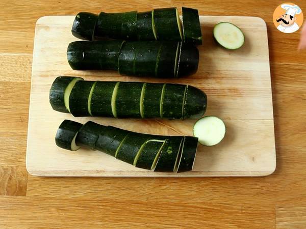 Terrine mit Zucchini und geräuchertem Lachs - Zubereitung Schritt 1