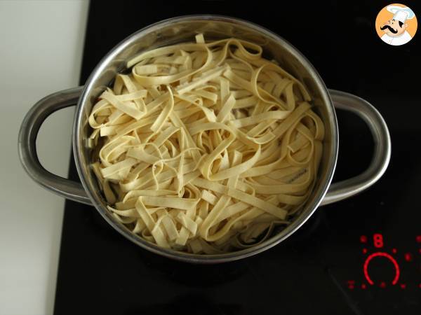 Tagliatelle-Feta-Kirschtomaten – gebackene Feta-Nudeln - Zubereitung Schritt 5