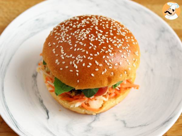 Mariniertes Hähnchensandwich mit Krautsalat, Tomaten und Basilikum - Zubereitung Schritt 4