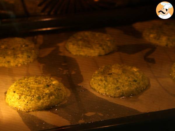 Zucchinipfannkuchen mit Feta - Zubereitung Schritt 6