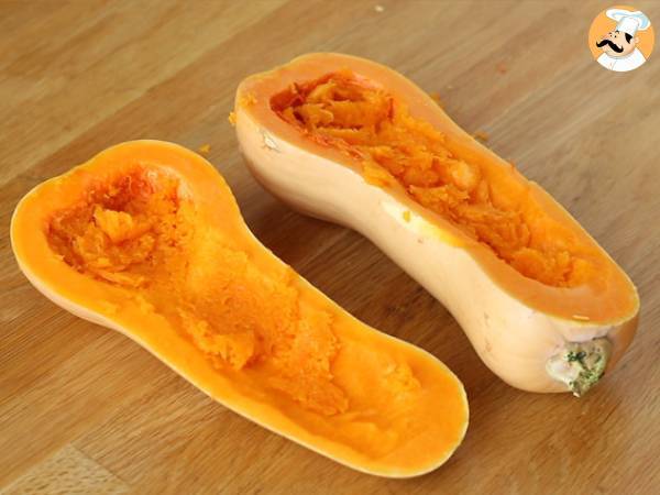 Butternut gefüllt mit Quinoa und Granatapfel - Zubereitung Schritt 2