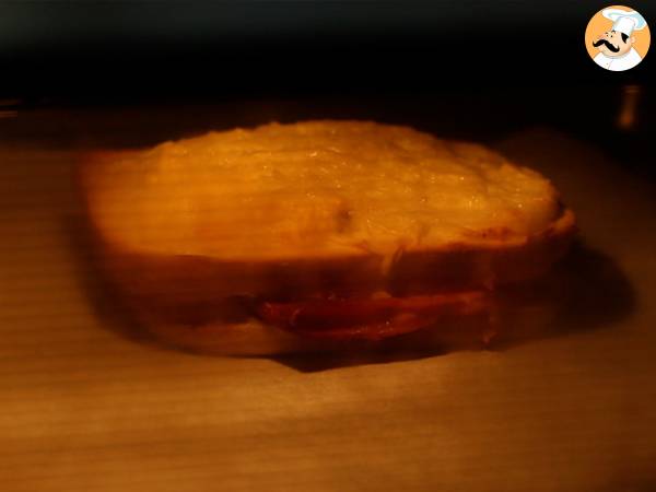 Gourmet-Croque-monsieur mit Bechamelsauce - Zubereitung Schritt 4