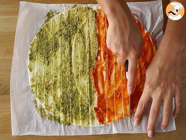 Tannenblätterteig mit Pesto für den Weihnachtsapéro - Zubereitung Schritt 2